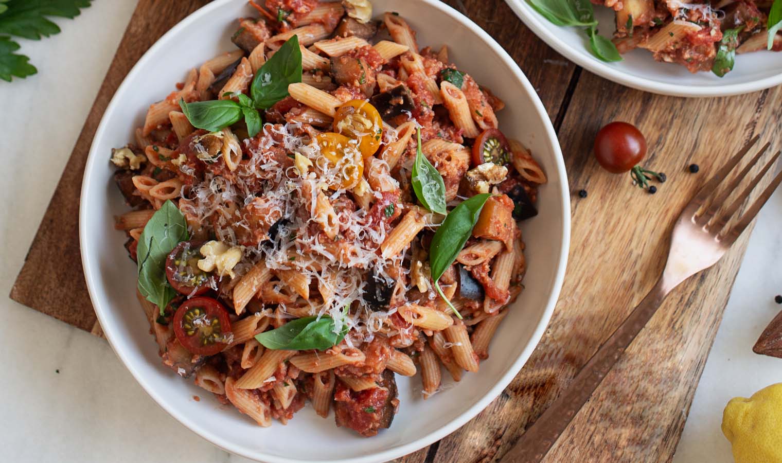 vollkorn-mini-penne-mit-veganem-ragu